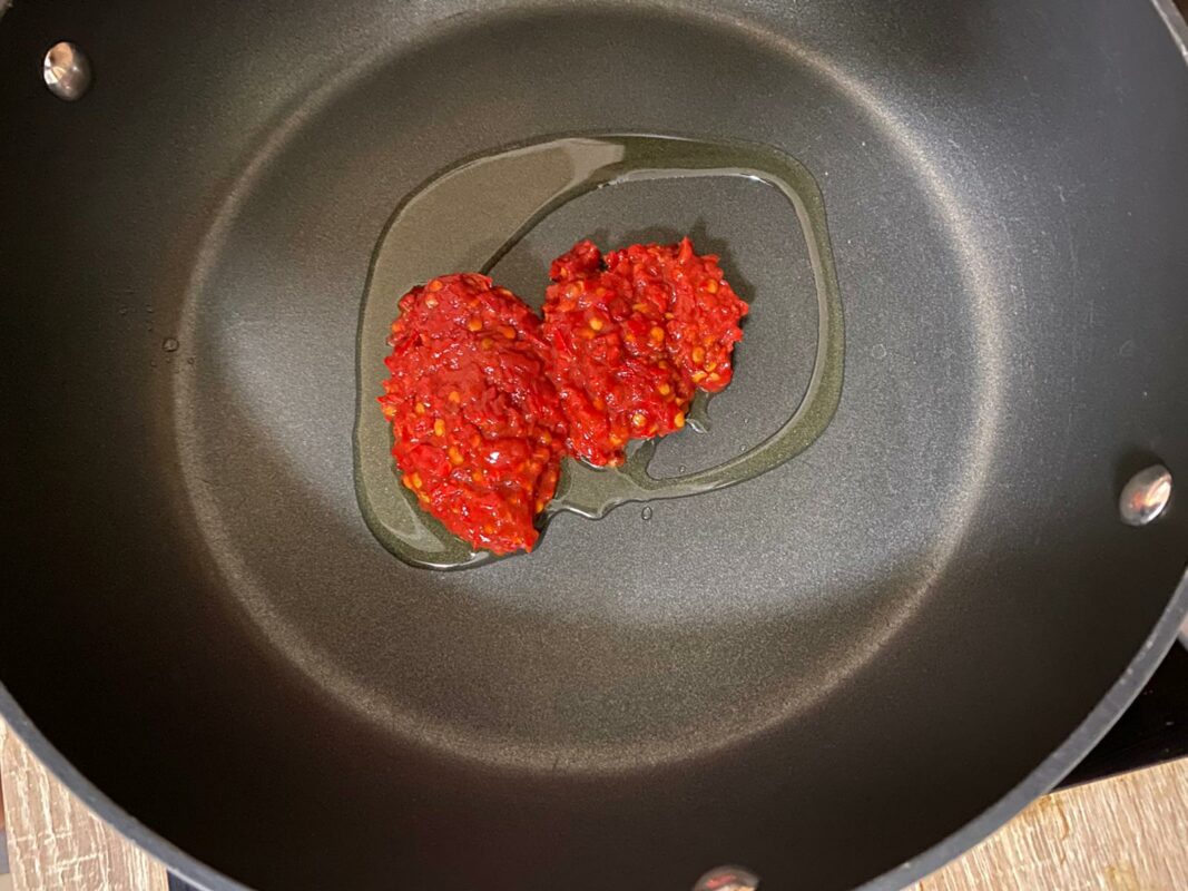 chilli pasta na oleji