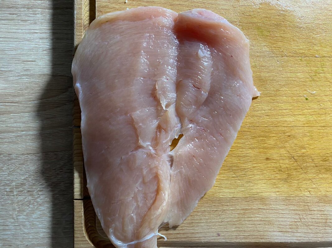 rozrezane prsia