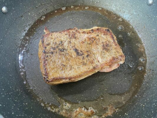 steak na panvici