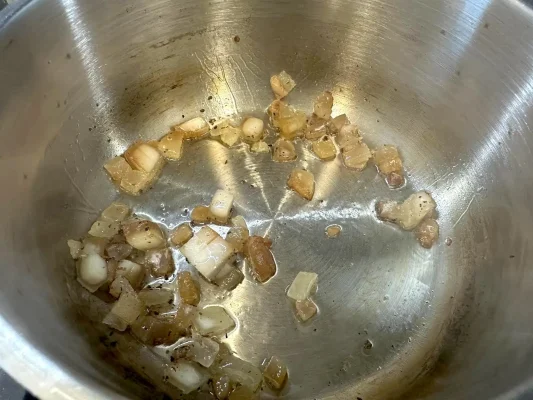 slanina v hrnci