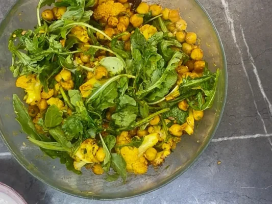 salat s karfiolom